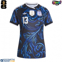 Ženski Nogometni dresi Argentina Cristian Romero #13 Gostujoči SP 2026 Kratek Rokav